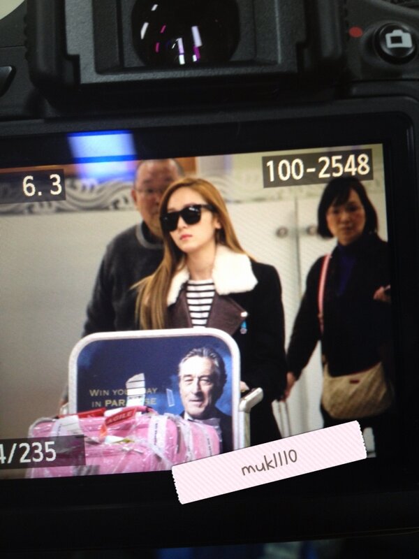 [PIC][19-02-2013]Jessica trở về Hàn Quốc vào trưa nay BDckEyxCUAAcpY_