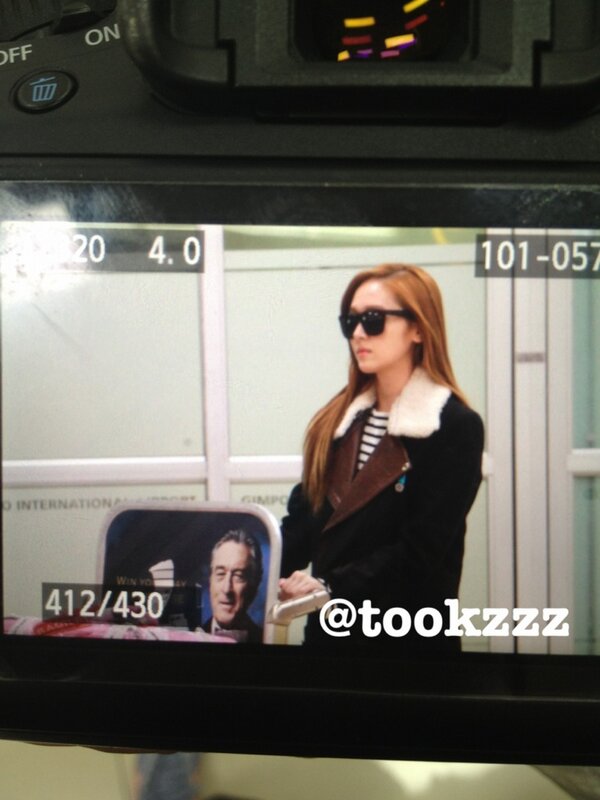 [PIC][19-02-2013]Jessica trở về Hàn Quốc vào trưa nay BDcmgTsCUAABJfH