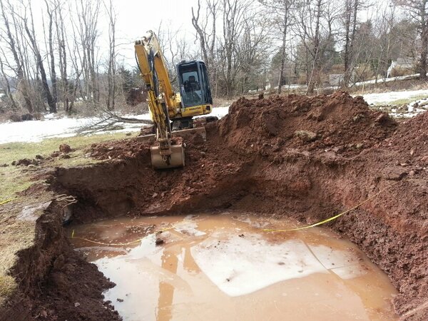 OilTankExperts's tweet image. Is your oil tank leaking? One sign that your oil tank is leaking: there is water in the tank! #oiltankwashere!