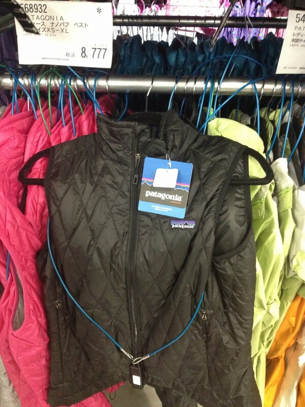 ぱっつんたつ兄 コストコ尼崎にパタゴニアのナノパフベストのレディースが8777円で売ってます お得 Http T Co Subpz9lm