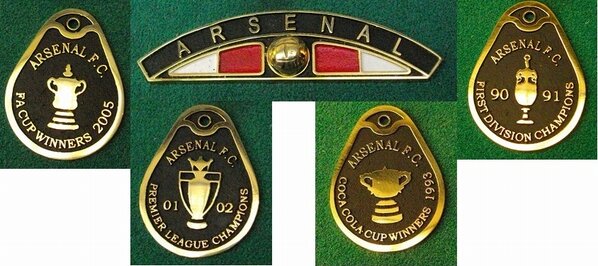 FootballMedals's tweet photo. A selection of Arsenal medals available to buy from http://t.co/yff3G6Hl     #AFC @ARSENAL #Gunners #Gooners http://t.co/nbVCuNh4