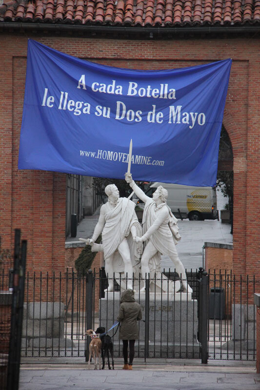 Cada Botella, su 2 de Mayo