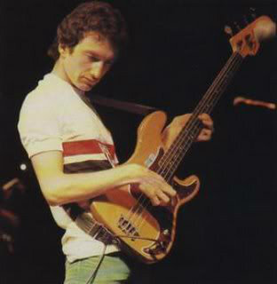 GoldoGoldoni's tweet photo. mitico john.... http://t.co/uyO1oiFu