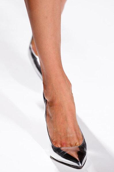 TUTTO_ROSA's tweet photo. Okay, It's Decided: The Pointy, Metallic Heel Is THE Shoe of Paris Fashion Week http://t.co/gTJDmQse