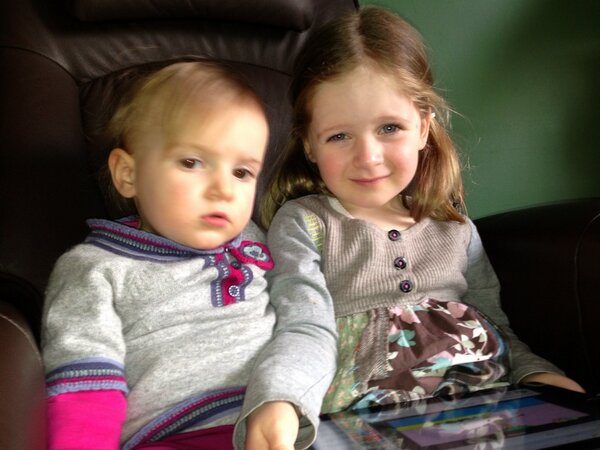 KazKazbenson's tweet photo. So nice to spend quality time with my gorgeous nieces.. xx http://t.co/RhpD5Rtw