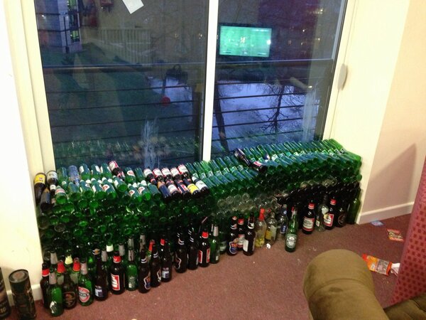 philproctor9's tweet photo. Pretty good effort but security obviously don't think so! http://t.co/K9pGx3p4