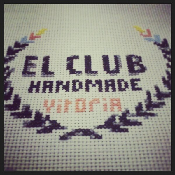 ClubVitoria's tweet photo. Hemos estado en ntra sede @arrantzaclub, mirad q sorpresa de la socia Lourdes...toda 1 artistaza! @ElClubHandmade http://t.co/Vrf4XXnb