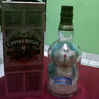 Di <a href="/Bandar_Lampung/">Lampung Geh</a> ada yang minat boneka dalam botol gak nih,? Bisa sesuai yang kamu mau kok bonekanya. :D