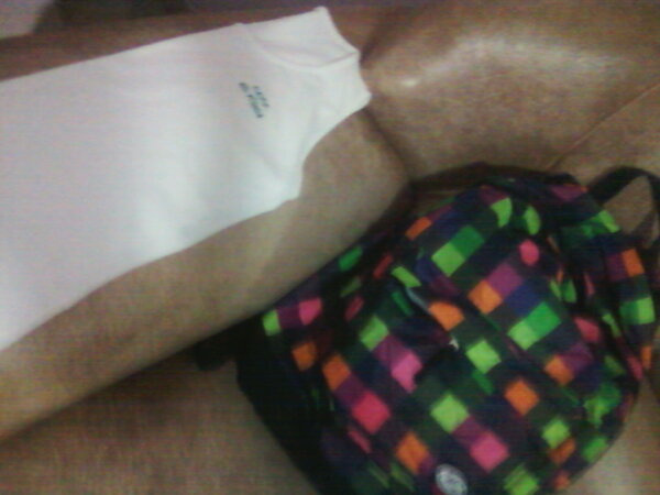 OlhosLindos_Lua's tweet image. escola :/