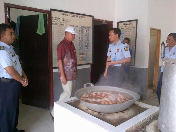 Sidak kakanwil ttg pelayanan makanan di Rutan Batam.