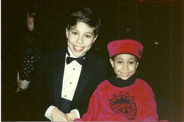 samriegel's tweet image. At one point in my life, I knew famous people. #peakedearly @MissRavenSymone