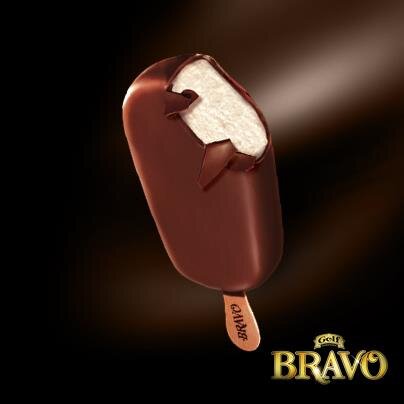 UlkerGolf's tweet photo. Ülker Bravo Gold Classic dondurmayı seviyorum çünkü ________ http://t.co/FacawB6N