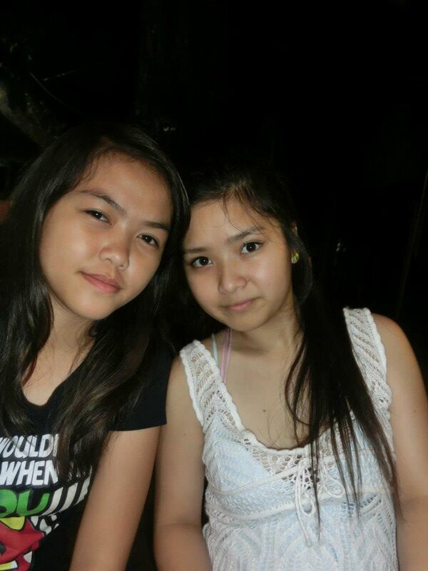 mainevilafuerte's tweet photo. Mag pinsan :> http://t.co/KokwB0cb