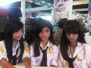 Perfomance #kalibatacity~{}♥ harapan 1(´⌣`ʃƪ)@LisyAbibiw <a href="/_annisaaputri/">annisa.</a> @Fitha_itha