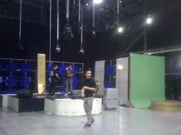 ProgramaM3's tweet image. Preparando el plató para comenzar el rodaje de M3