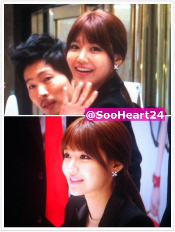 [PIC][20-02-2013]SooYoung xuất hiện tại buổi fansign cho thương hiệu "Double M" vào chiều nay - Page 2 BDjtjg1CcAAqOPp