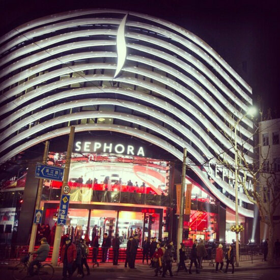 #Didyouknow? We recently opened our largest store EVER—in Shanghai.