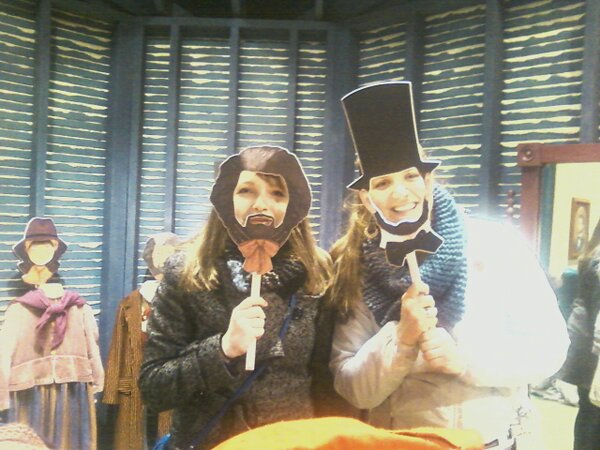 becca_spellman's tweet image. Pretending to be Lincoln and Frederick Douglass :) #springfieldtrip