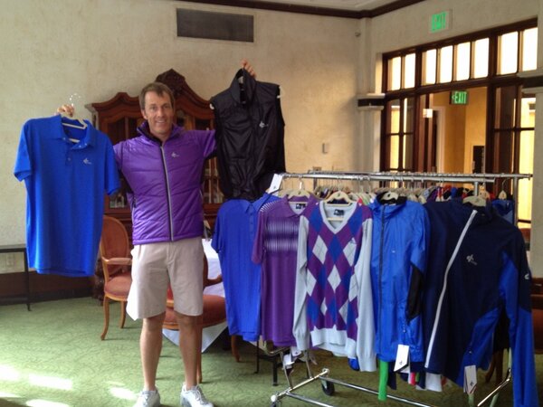StuartAppleby's tweet photo. Carla from "Cross" set me up I'm impressed with their range. The super padded top I have on is scary comfortable. http://t.co/LrzXnsrm