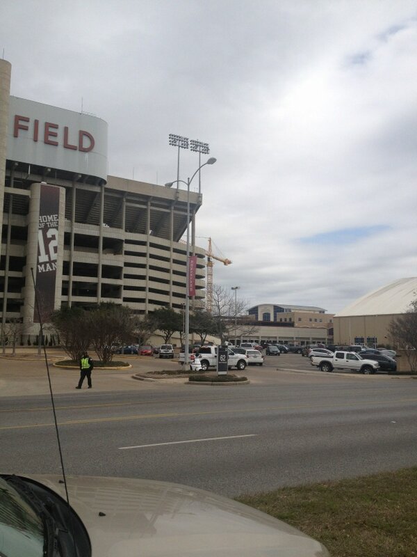 zavalacourtney's tweet image. At #tamu security near #kyle and #netum #codemaroon #kprclocal2