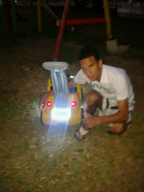 joselabarza's tweet photo. Con luz en la placa y todo http://t.co/6sK5lV9B