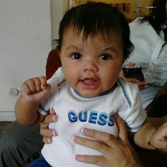 ciana433's tweet photo. he stole my heart(; http://t.co/u6X0lC96