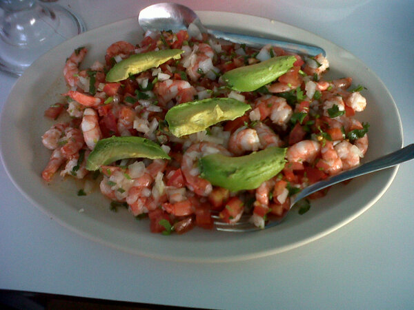 Holbox_Mexico's tweet photo. Buen provecho a todos! http://t.co/cM32GgQn