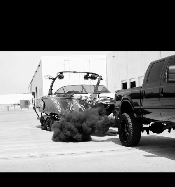 2012Revolver's tweet image. 