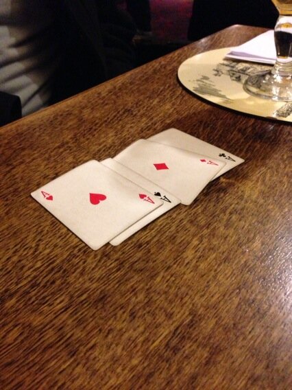 @MonkeyVaughan serving up some impressive card tricks.