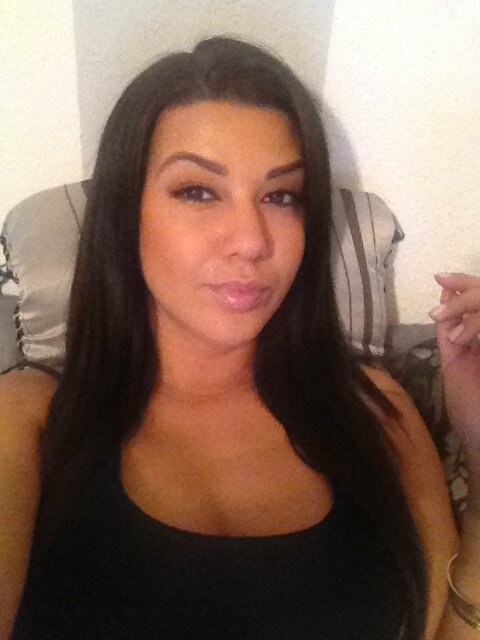 iamarierose's tweet image. When boredom strikes my bedroom.. #homeworkoverload