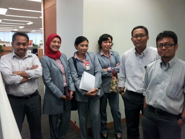 dianwito's tweet photo. Reuni eks analis balkot http://t.co/svoo2cDeDm