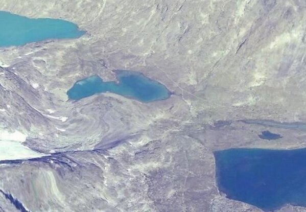 LatviaInstitute's tweet photo. They say the name of this Norwegian lake is Nedre Høgvagltjønnen. We do like the form factor :) #Latvia via @miljons http://t.co/9Ncxgcruof