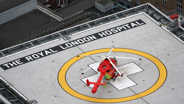 NPASSouthEast's tweet photo. Here's a shot of London's Air Ambulance @TheHelipad in her new colours this morning. #AdvancedTraumaTeam http://t.co/i8lx3PvXoN