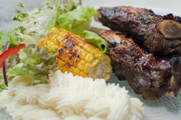 AMFutsalBtr's tweet photo. RT @Alcoholics_Bar: Beef Ribs..the taste is ORGASMIC!! http://t.co/NnNgZXwE2i