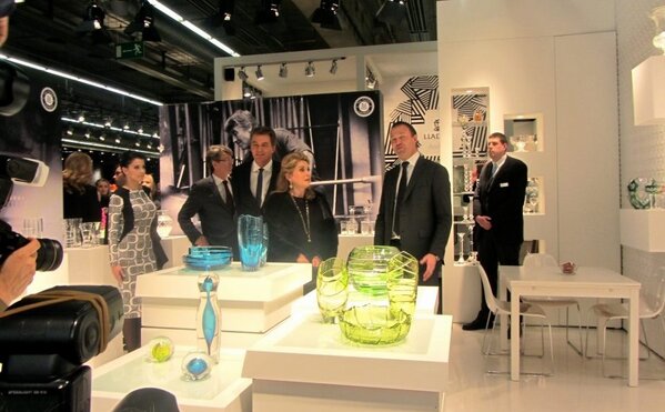 ValSaintLambert's tweet photo. #catherinedeneuve visited us @Ambiente, 
She was very interested in the know-how of our craftsmen.
A bientôt Madame! http://t.co/86gbHjr5Sn