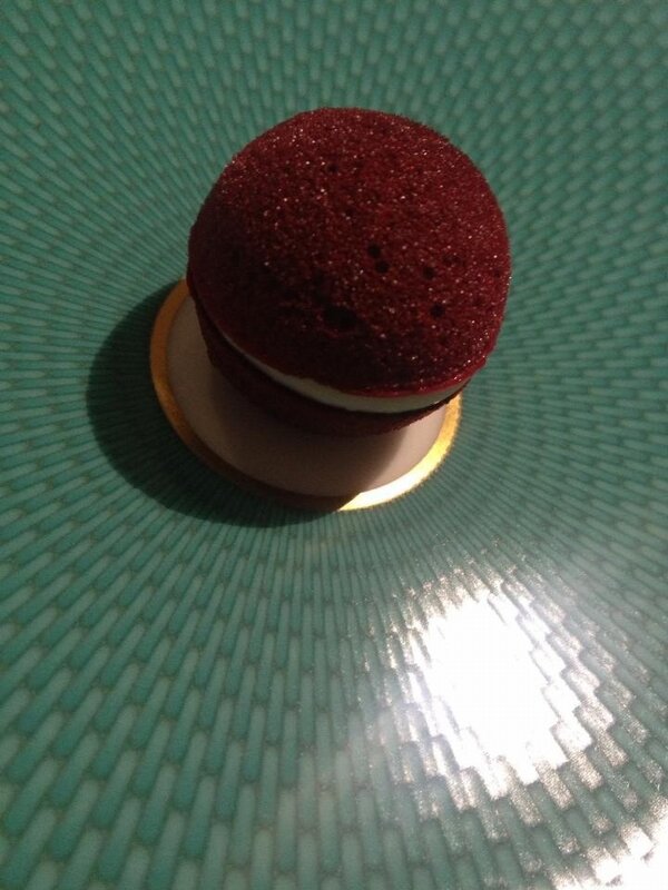 ElseLill's tweet photo. #Bestmat #thefatduck http://t.co/7GLWlr973j