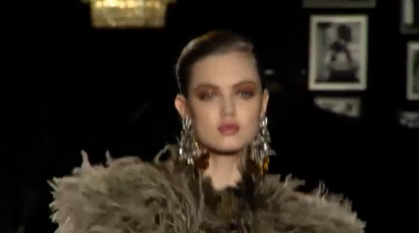 vogue_italia tweet picture
