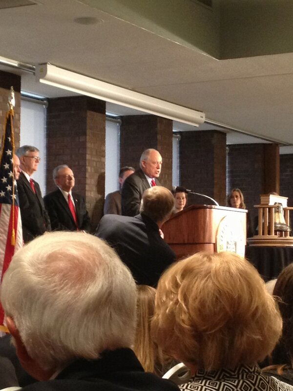 ThatMattKeegan's tweet photo. Gov. Quinn announces $50 million capital investment for new @IllinoisStateU Fine Arts Complex #ilstu   #arts http://t.co/ajUCamwDNe