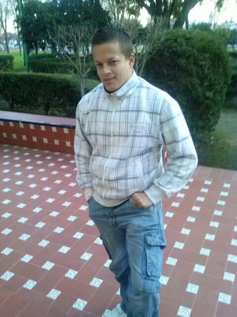 alevazke's tweet photo. Oleee io! xDD http://t.co/P2vLuDkvo1