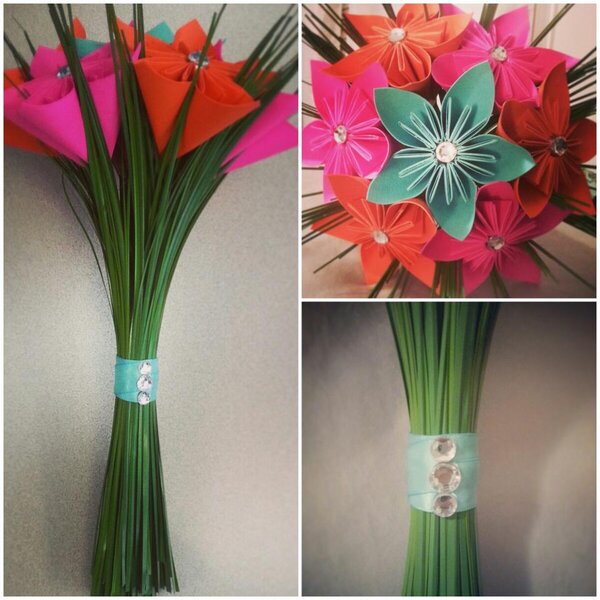 BouquetCreation's tweet photo. #wedding #flowers #bouquet #unique #bling #weddingplanning #bridalbouquet #weddingparty http://t.co/ce4TFezdX8 http://t.co/ykuYreLWx3