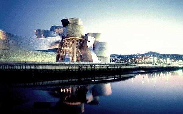 hispacbd30's tweet photo. Bilbao. http://t.co/AVMC7g8A0C