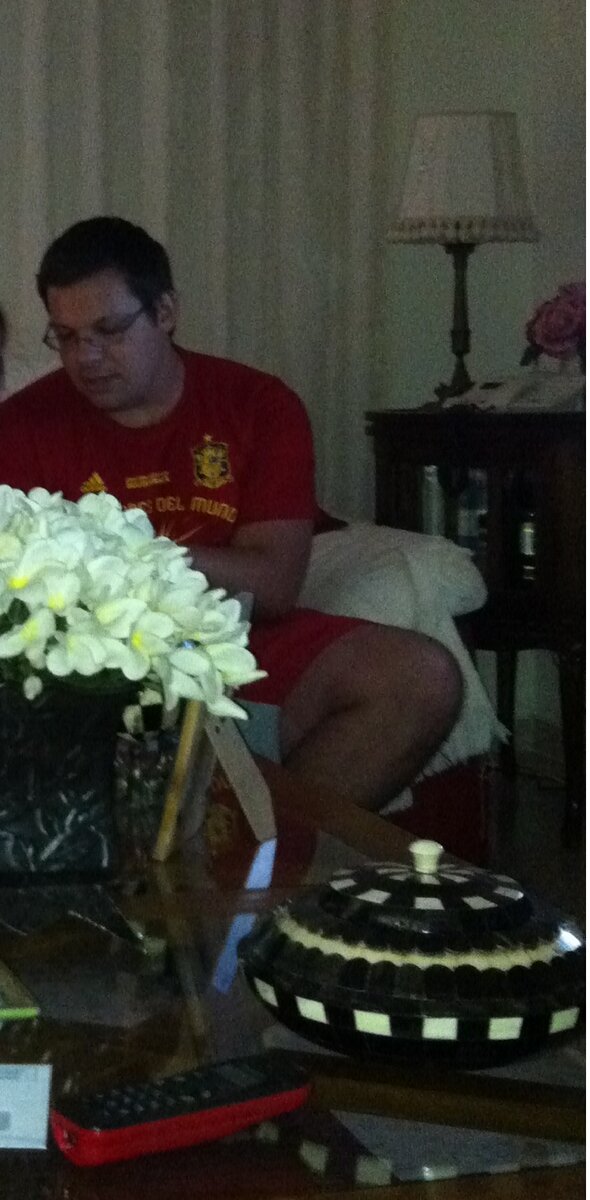 DanielLuqueMuoz's tweet photo. Verano de Eurocopa #CamisetaCampeonesEsp http://t.co/7gQm7mIDaq