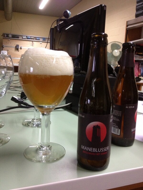 RDSven's tweet photo. #beer van de week: maneblusser http://t.co/pVDa7b5u0Y