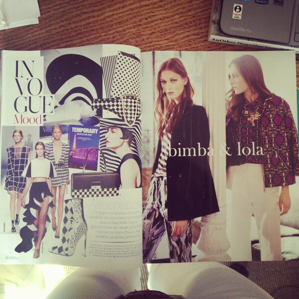 Vitocastelo's tweet photo. @bimbaylola en @VoguePortugal 💚love it💜 @Mariana_Gimeno http://t.co/2OsqGkYScx