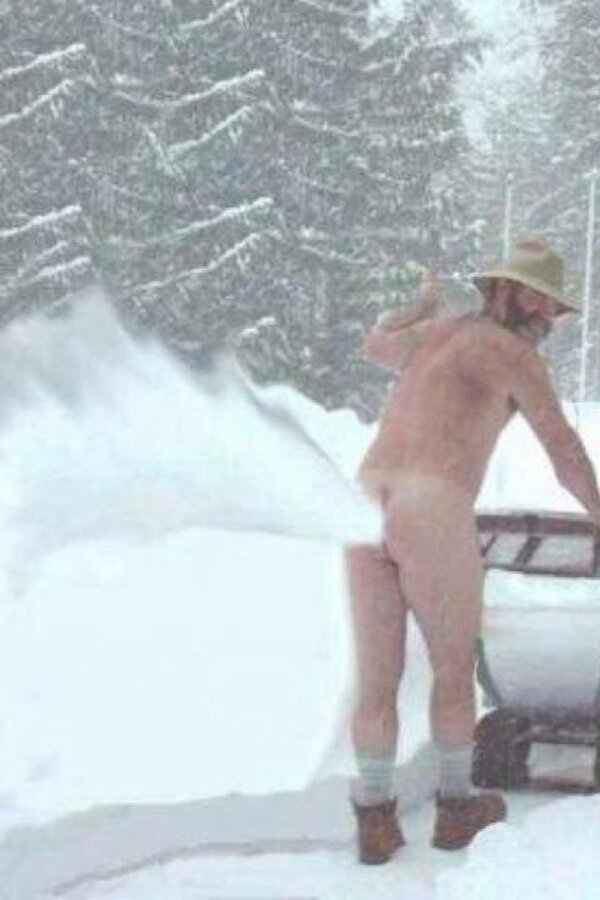 Tsweeney12's tweet photo. Bitta snow clearing! http://t.co/tc8LzpaRUa