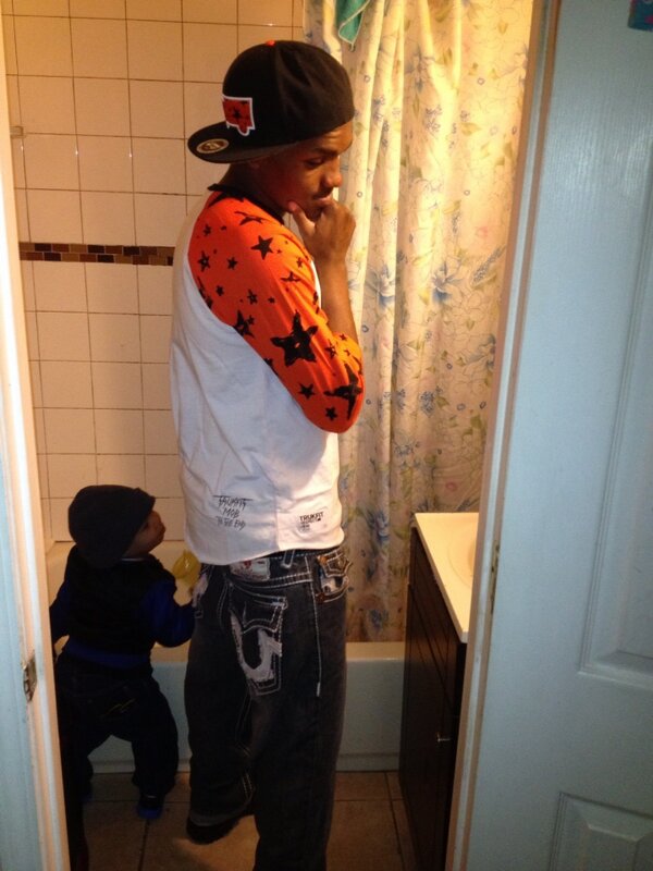 Check_Deze's tweet image. Popin shit