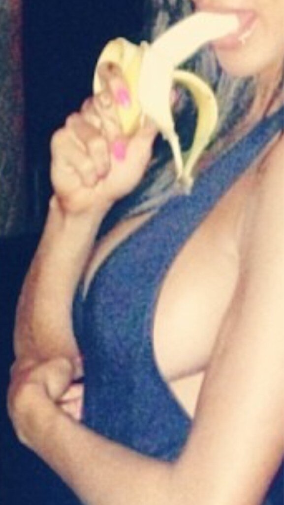 AgBoobs's tweet photo. Make sure to get your potassium today!! http://t.co/CBVzDDrWMH