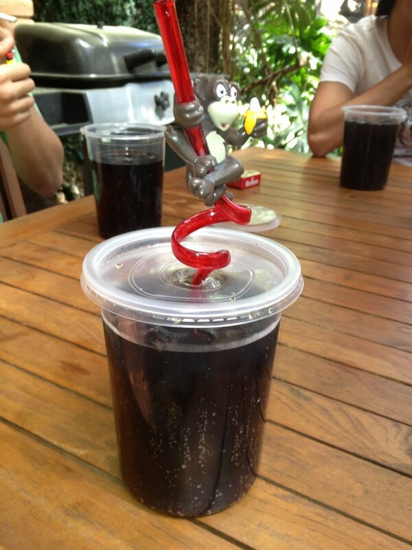 Asi se sirven las cubas aqui en el #valletlon