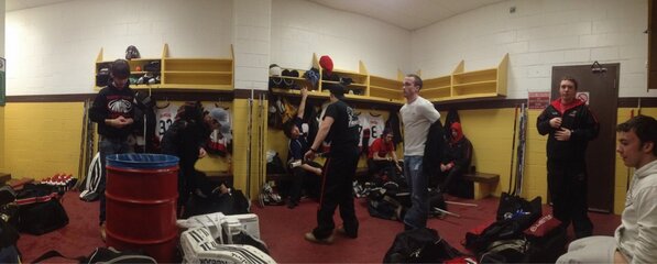 NBJHLPanthers's tweet photo. #pregame http://t.co/HcuZOwKQ9b