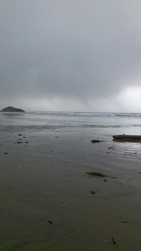 SamSchaerer's tweet image. Surfing in tofino just wouldn't be complete without a hail storm #westcoastbestcoast